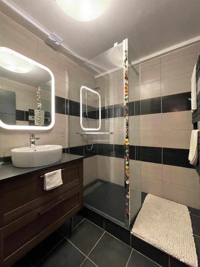 T2 De 40 M2 - Facile D'Acces, Lumineux Et Au Calme Leilighet Saint-Genet-Lerpt Eksteriør bilde